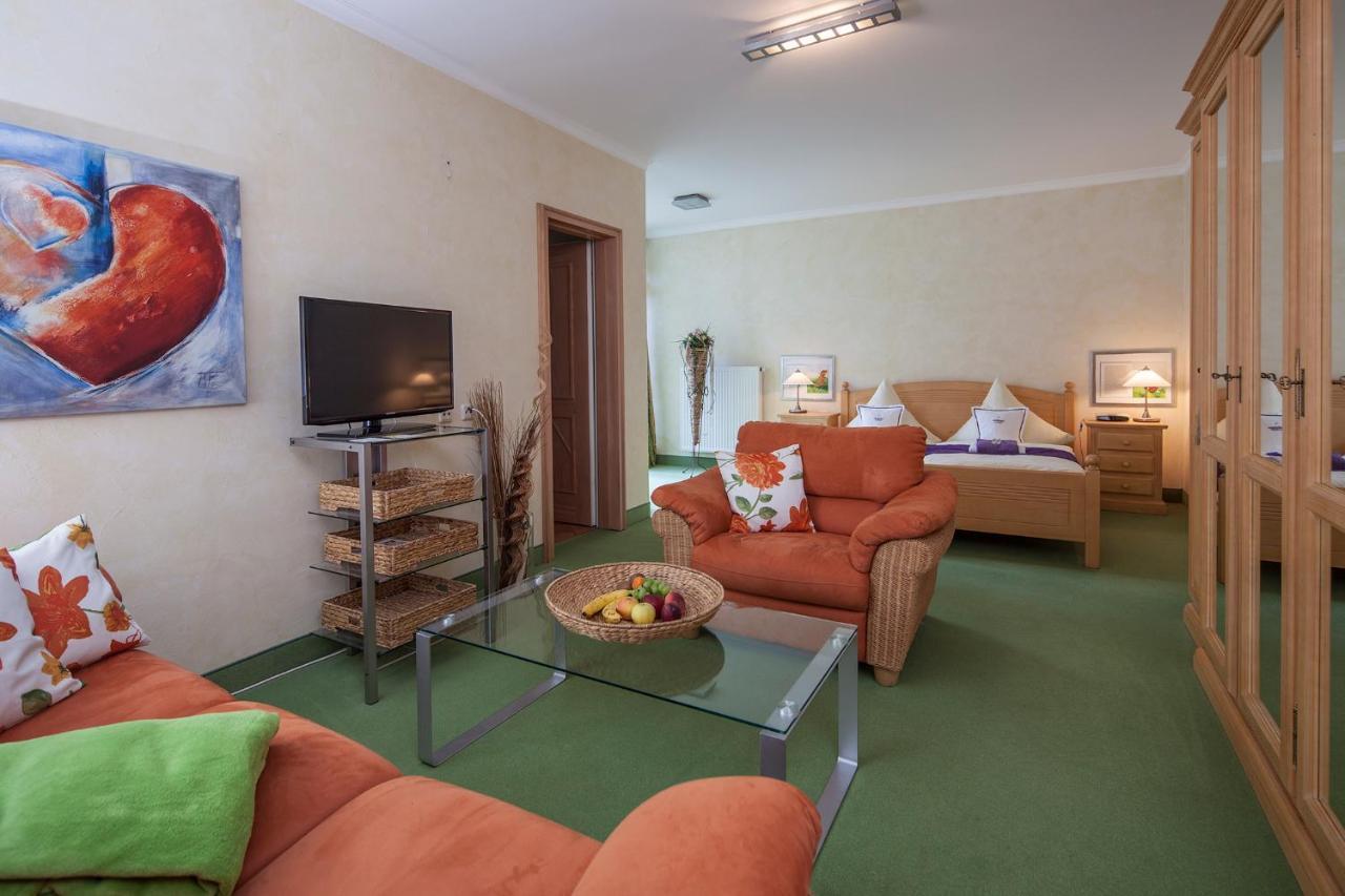 Gaestehaus Am Markt - Leisnig Esterno foto